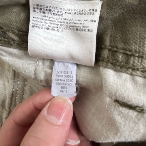 Old Navy Mens Green Cargo Shorts Sz 36 Tropical Hawaiian Floral Print Casual - Picture 11 of 11